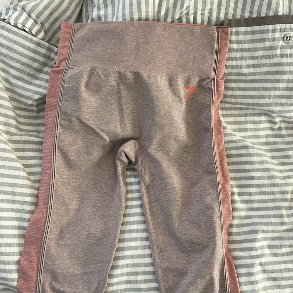 OG Gymshark Small lengths. Grey and coral with butt contour
